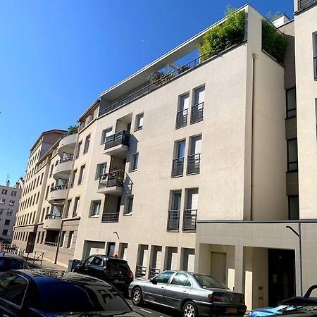 Beau Studio Tout Confort Au Calme Avec Parking . Apartamento Villeurbanne Exterior foto